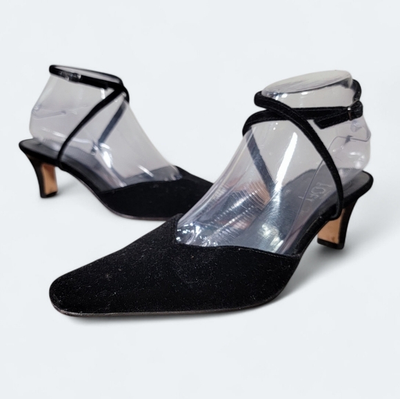 Ann Taylor Loft Black Heels Women's Size 7 Wrap Around Ankle Strap Kitten Heel - Picture 13 of 13